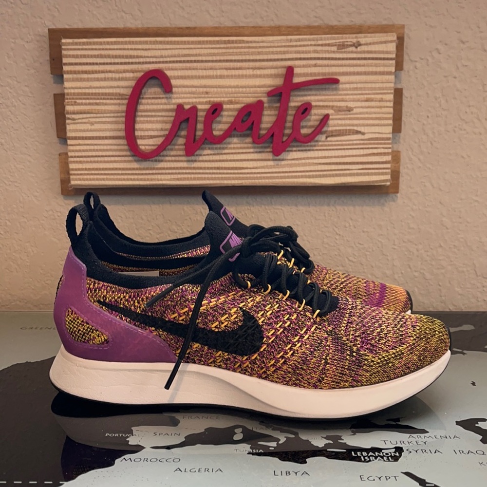 Nike Air Zoom Flyknit Mariah - size 8